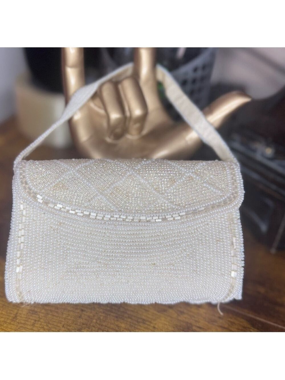 Vintage tiny Beaded purse cream beaded crown snap Vintage Japan - Picture 1 of 15